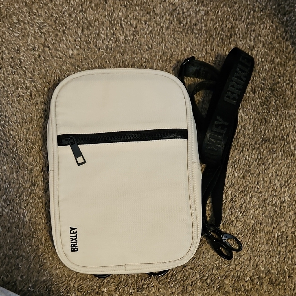 Brixley Medium Crossbody Bag